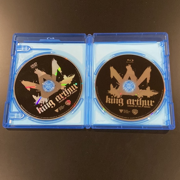 King Arthur: Legend of the Sword - Blu-ray & DVD Combo Set - Picture 3 of 4